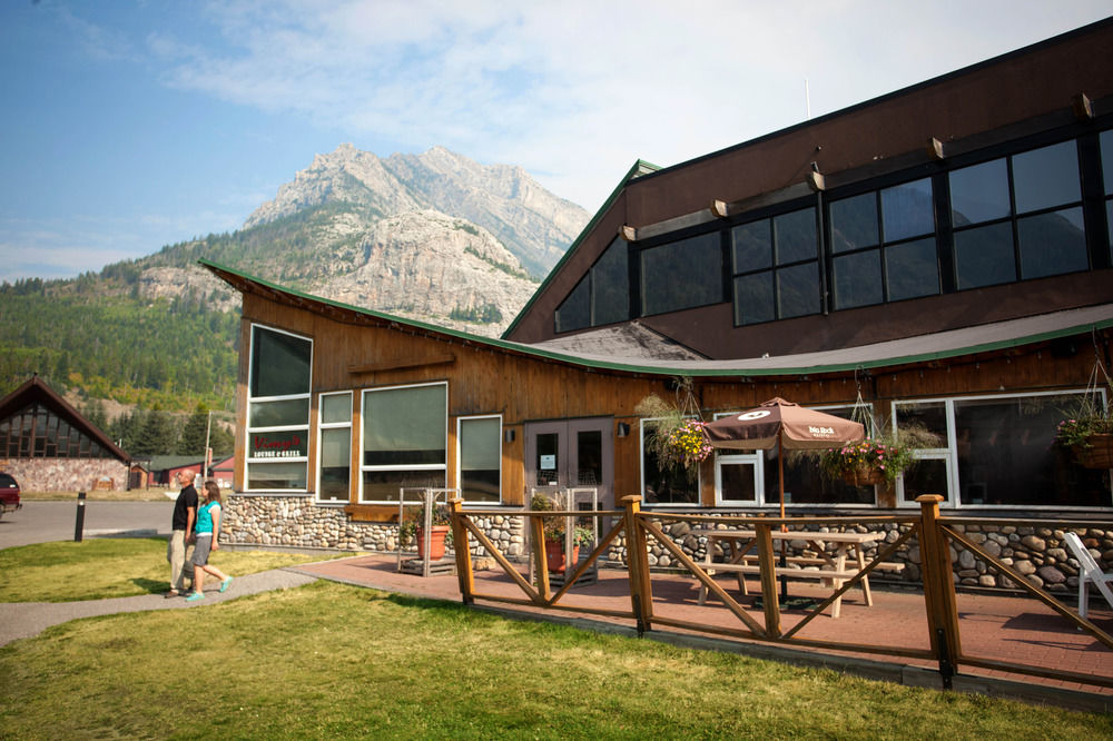 Waterton Lakes Lodge Resort image 1